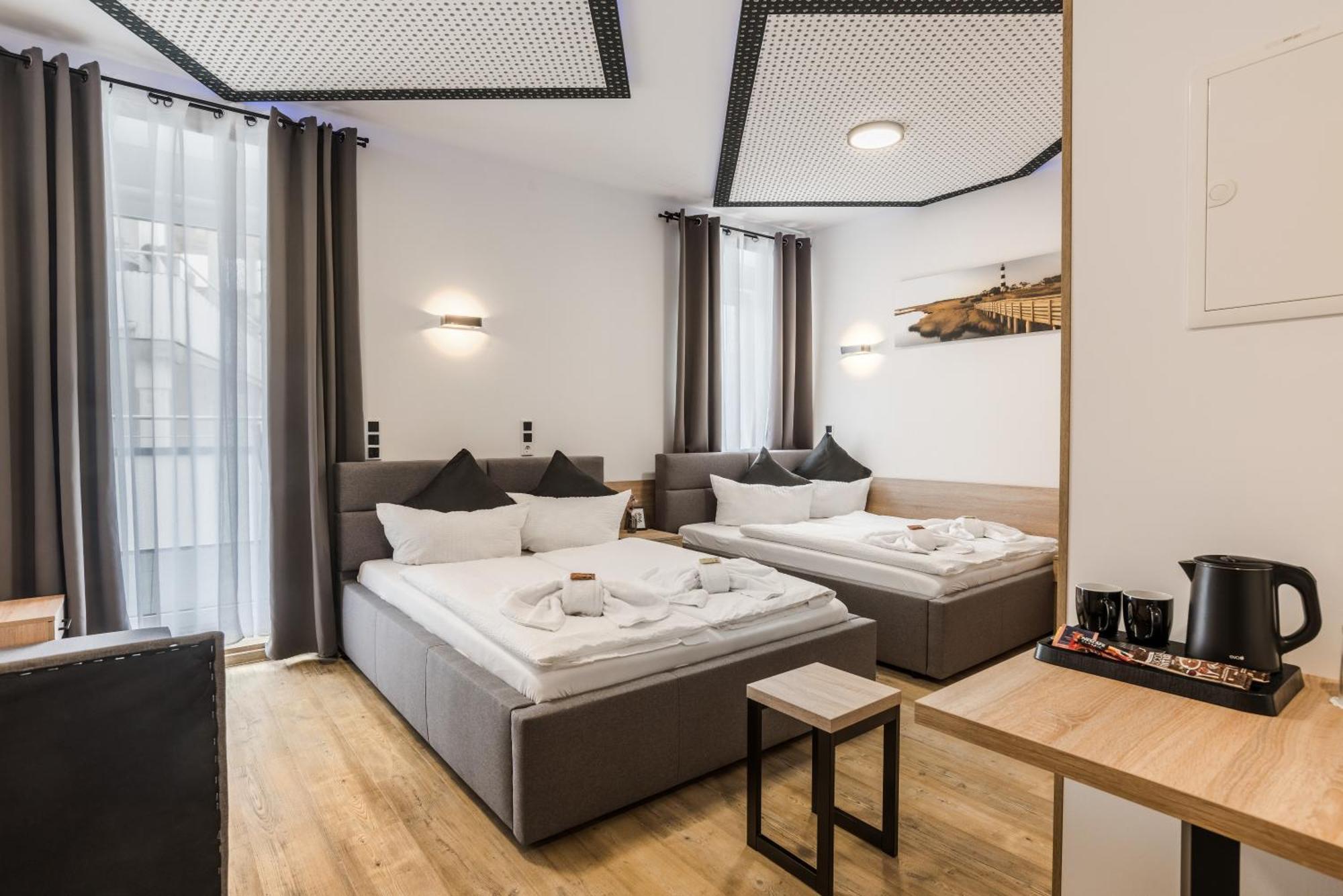 Hotel Montenegro วอร์มส์ ภายนอก รูปภาพ