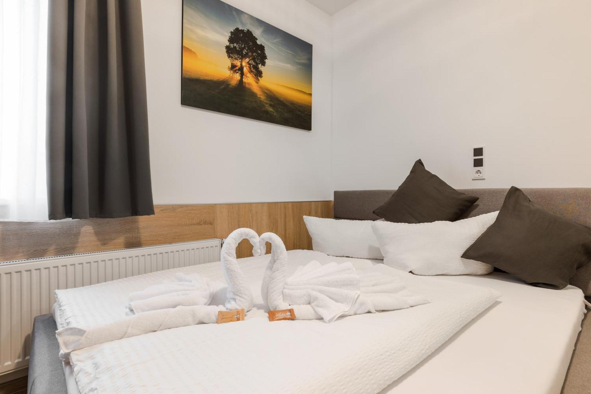 Hotel Montenegro วอร์มส์ ภายนอก รูปภาพ
